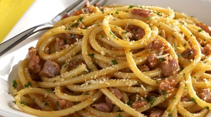 macarrão de rua para vender