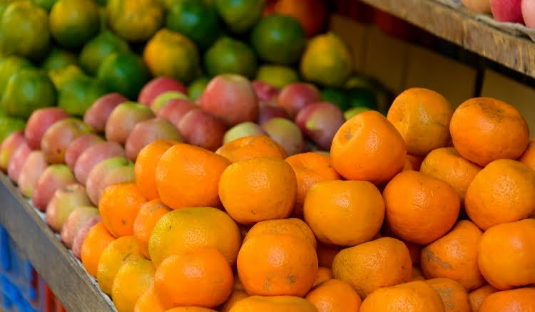 Como montar uma barraca de frutas