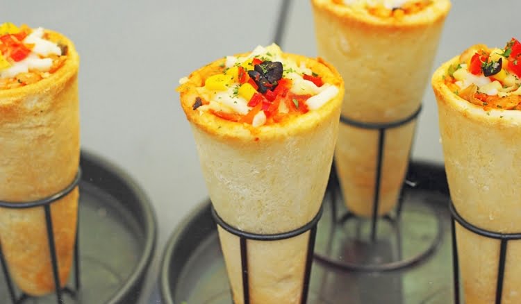 Receita de pizza no cone para vender