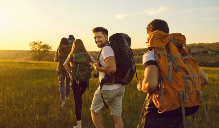 Como ganhar dinheiro com turismo