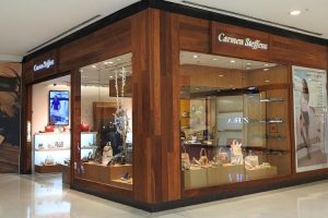 Franquia Carmen Steffens