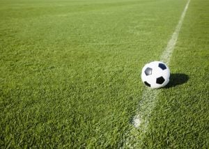 como montar um campo de futebol para alugar