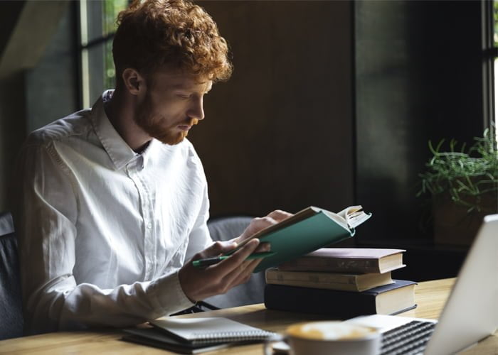 como ganhar dinheiro lendo livros