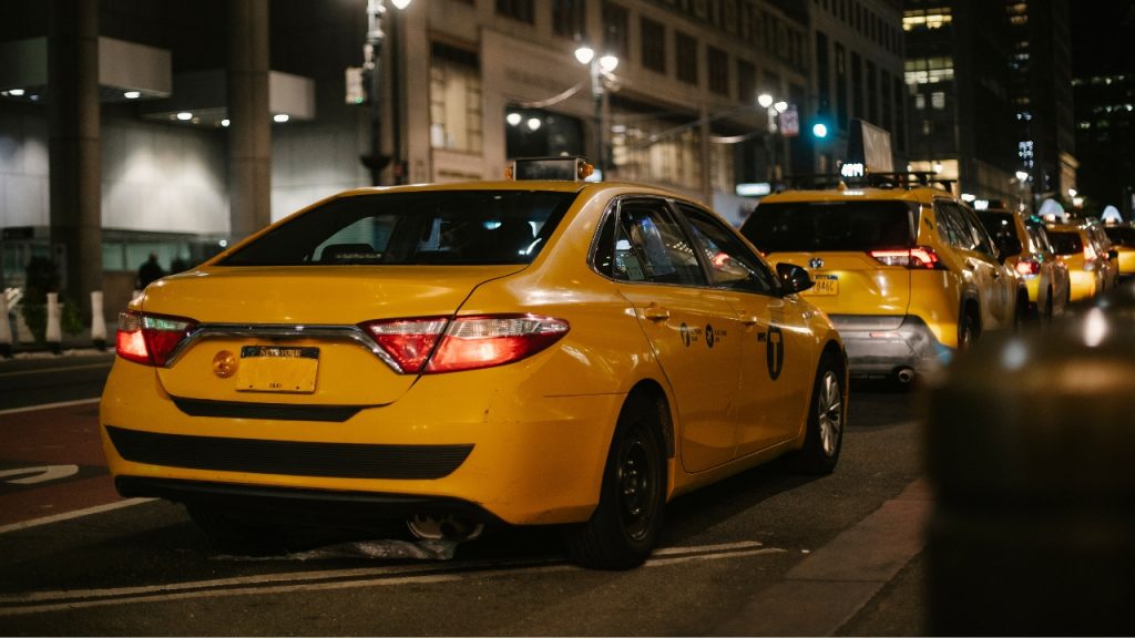 o que é necessário para virar um taxista