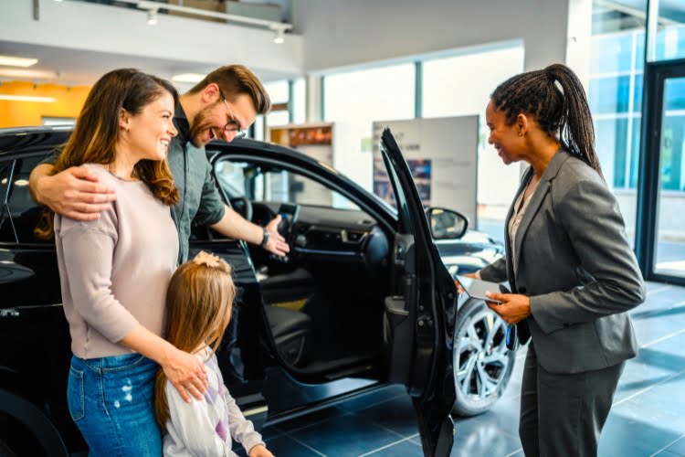 Vale a pena abrir uma revenda de carros usados